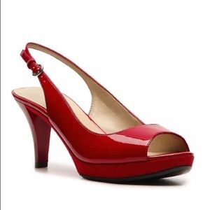 Nine West Karoo Patent Sandal Size 8